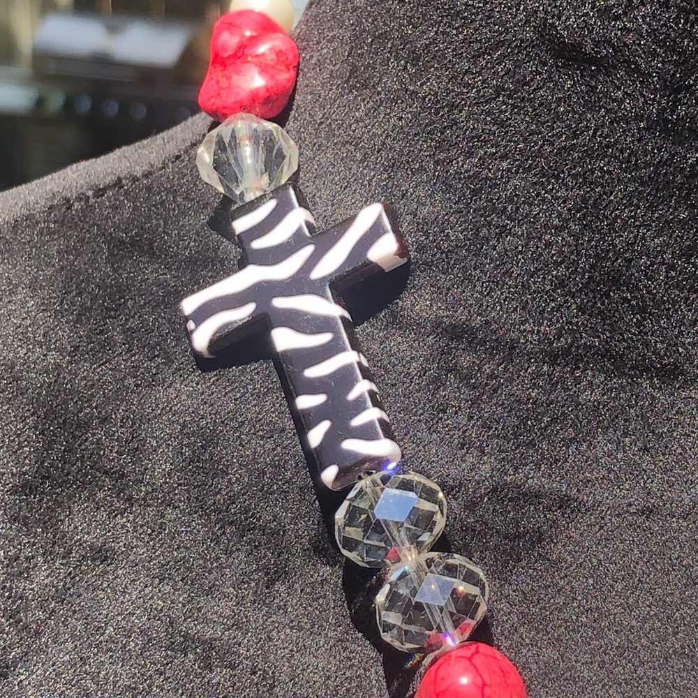 Zebra Religious Cross Bling Statement Collar Necklace - Picture 8 of 9